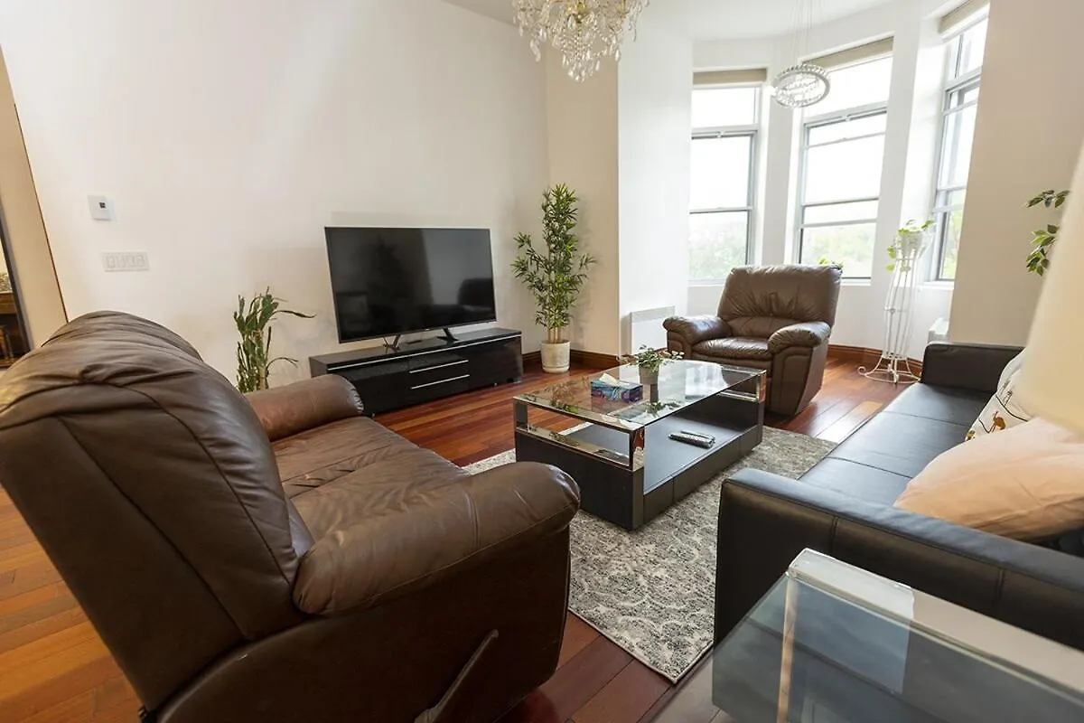 Apartment Auberge Chez Chloe III - High Ceilings Open Space Perfect For Group Montreal Canada